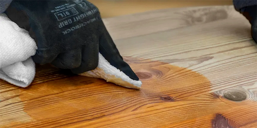 Wood Finishing-beeswax
